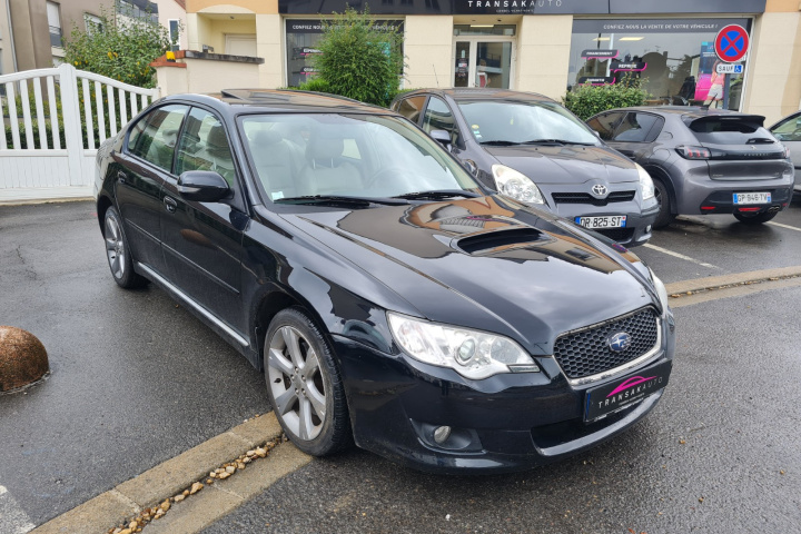 SUBARU LEGACY