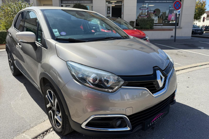 RENAULT CAPTUR