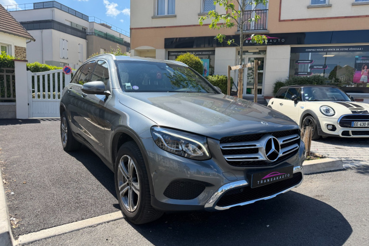 MERCEDES GLC