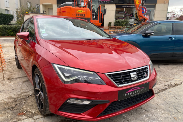 SEAT LEON