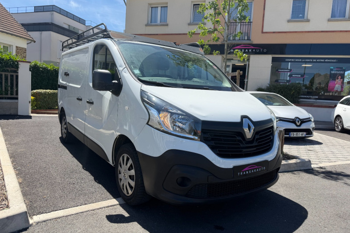 RENAULT TRAFIC FOURGON