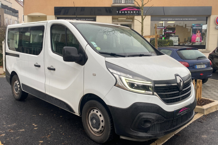 RENAULT TRAFIC COMBI