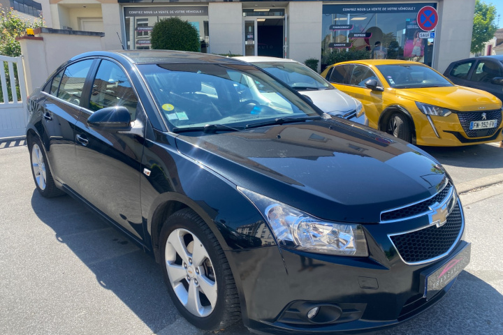 CHEVROLET CRUZE