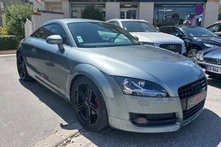 AUDI TT COUPE
