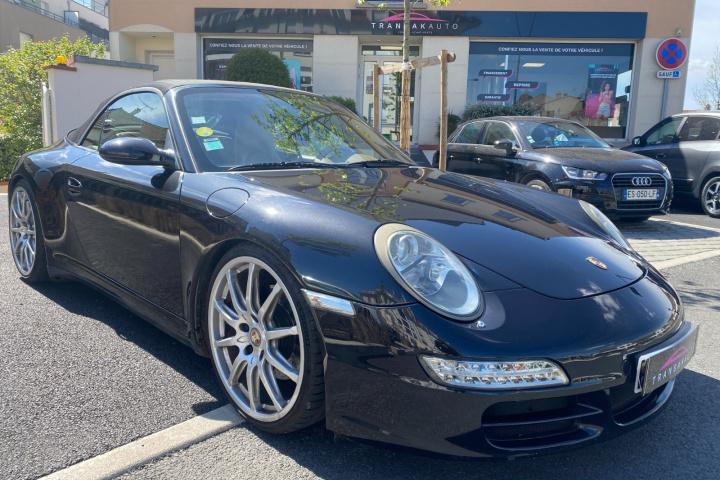 PORSCHE 911 CARRERA 4 CABRIOLET 997