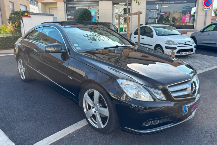 MERCEDES CLASSE E COUPE